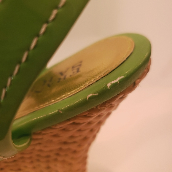 Franco Sarto designer wedge heels lime green with gold buckle Size 9.5 regular - Picture 10 of 12